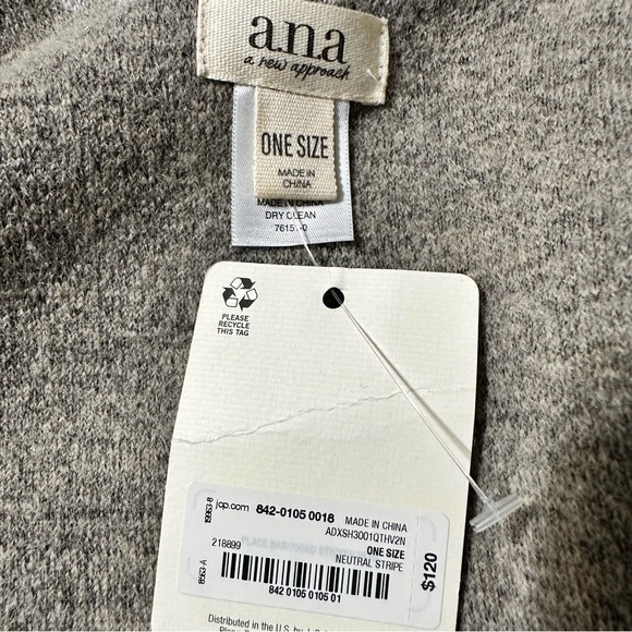 A.N.A. Multicolor Sherpa Jacket Cape Belted Tie Up One Size Fits Most New - Picture 9 of 9